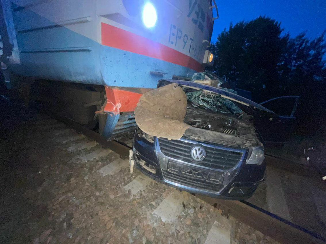 Між Муравійкою та Бориса Олійника електричка зарізала сім'ю