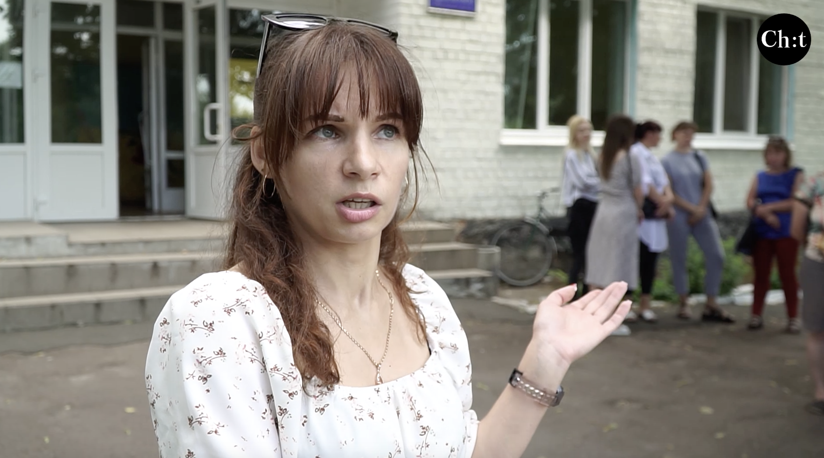 Седнів: чому місцева влада «воює» із директоркою ліцею?