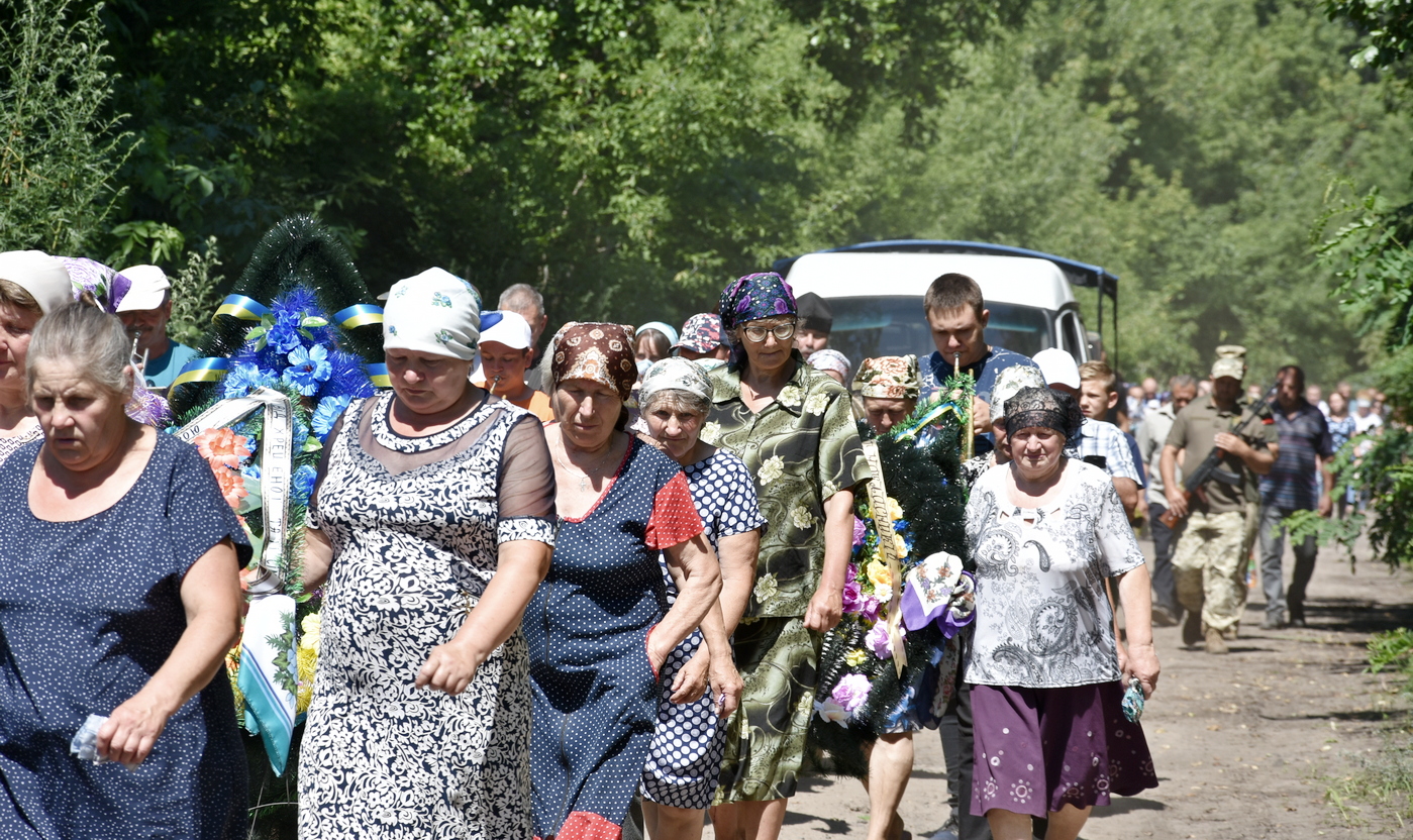 У громадах на Чернігівщині поховали чотирьох бійців - загинули в боях на Запоріжжі та Донеччині