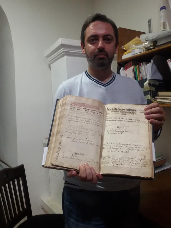 Що робили афонські ченці на Чернігівщині? На Святій Горі знайшли цінний рукопис