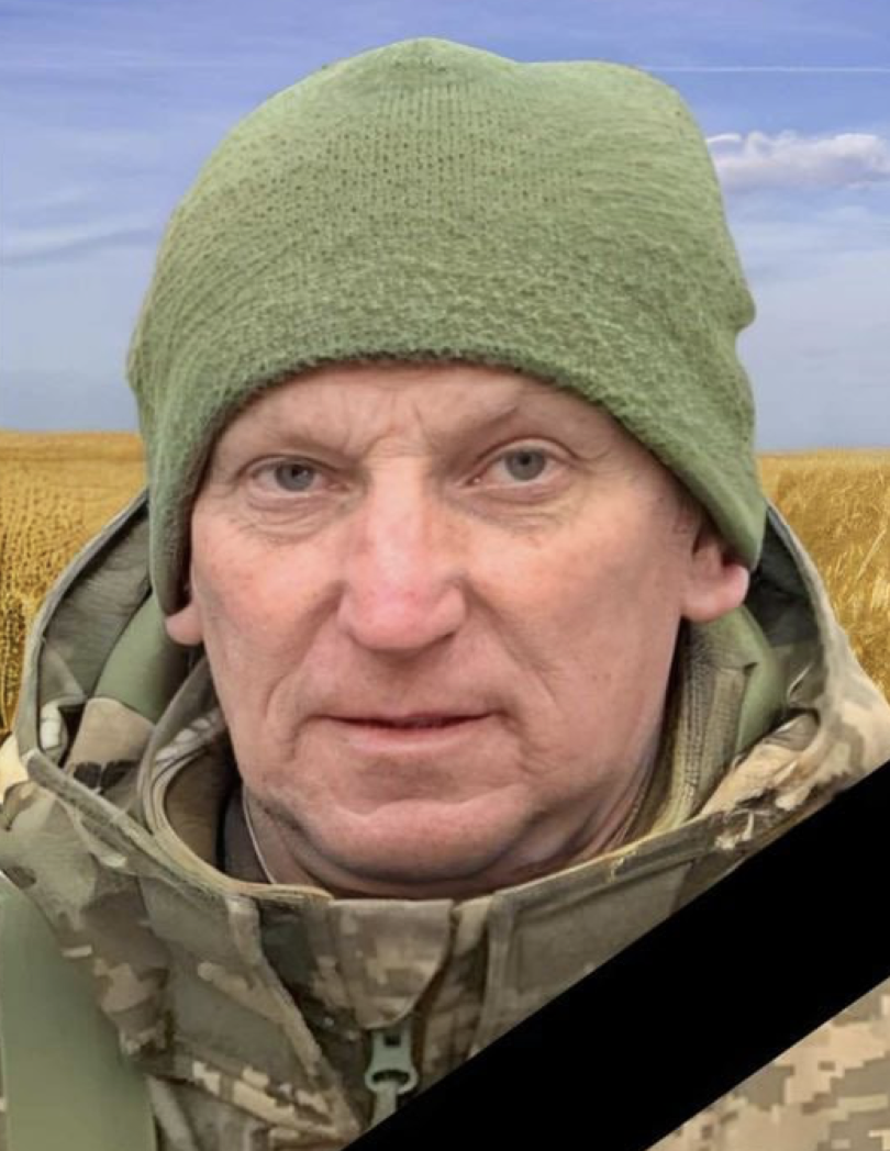 Тренер із футболу, депутат райради: у Понорницькій громаді попрощались із загиблим бійцем