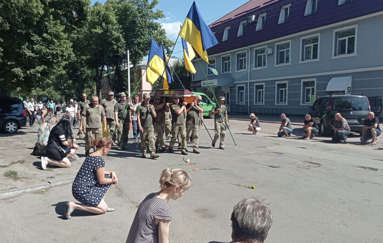 Загинули в боях на Донеччині та Запоріжжі: у громадах поховали бійців ЗСУ