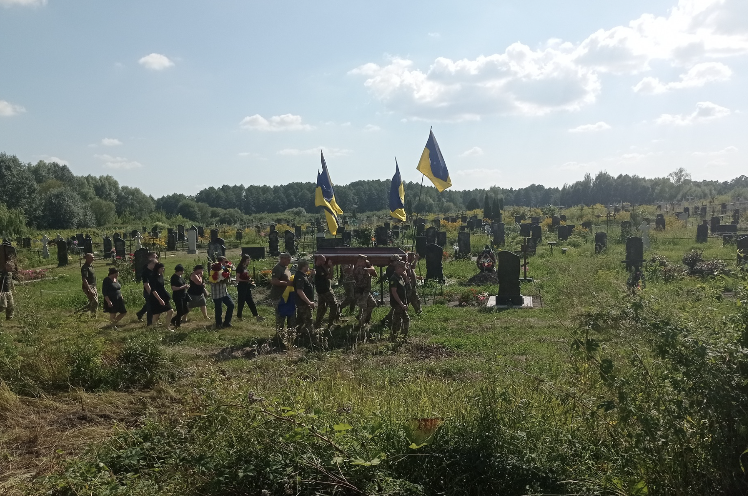Загинули в боях на Донеччині та Запоріжжі: у громадах поховали бійців ЗСУ