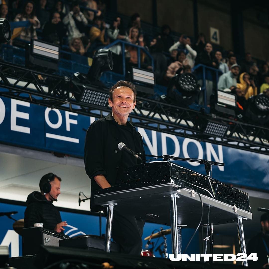 У Лондоні екс-чоловік Шакіри зіграв за чернігівський ліцей