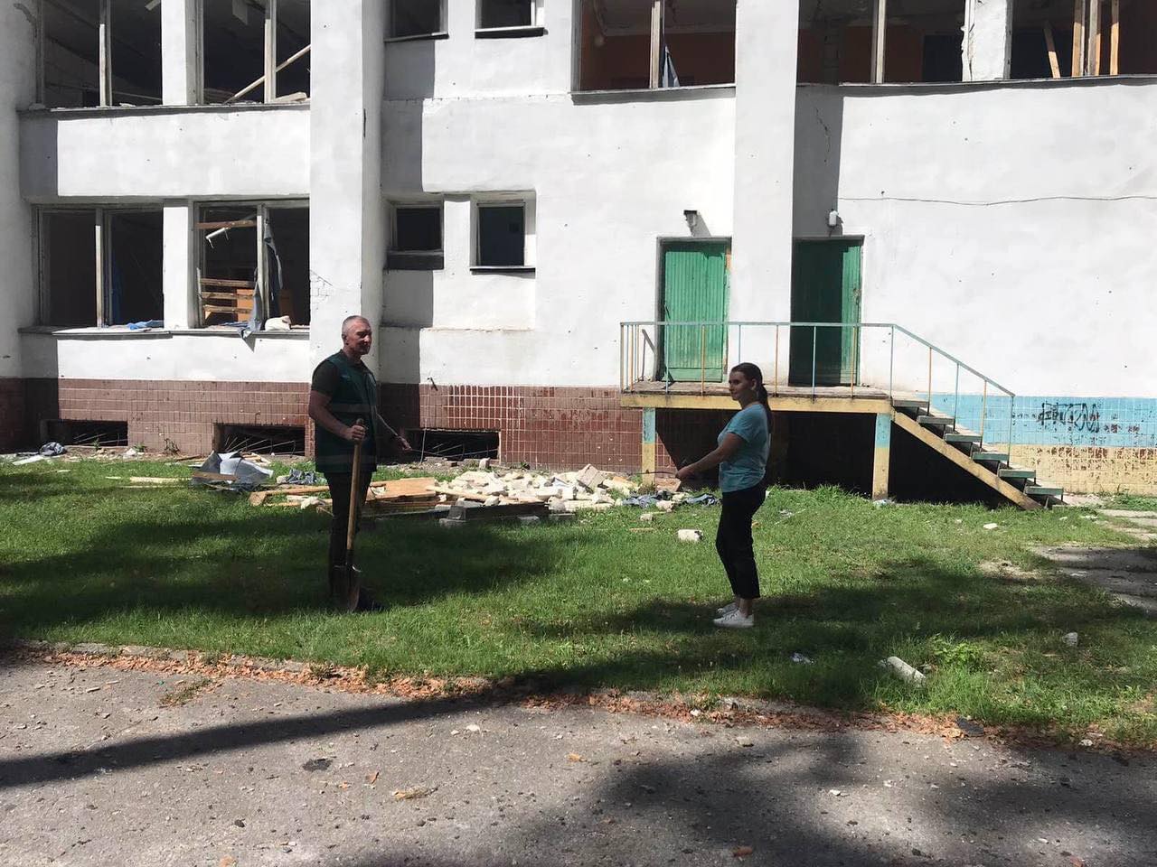 Держекоінспекція порахувала збитки екології від удару по Гончарівському