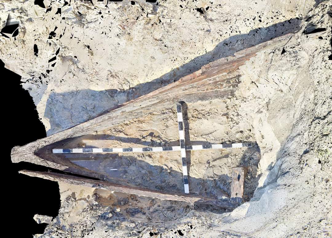 Науковці обстежили довбанку, віднайдену рибалками під Черніговом