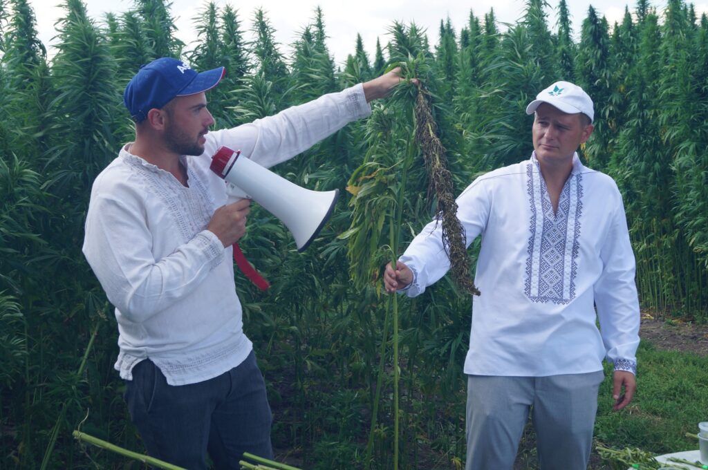 Представники Чернігівщини взяли участь у коноплярському фестивалі