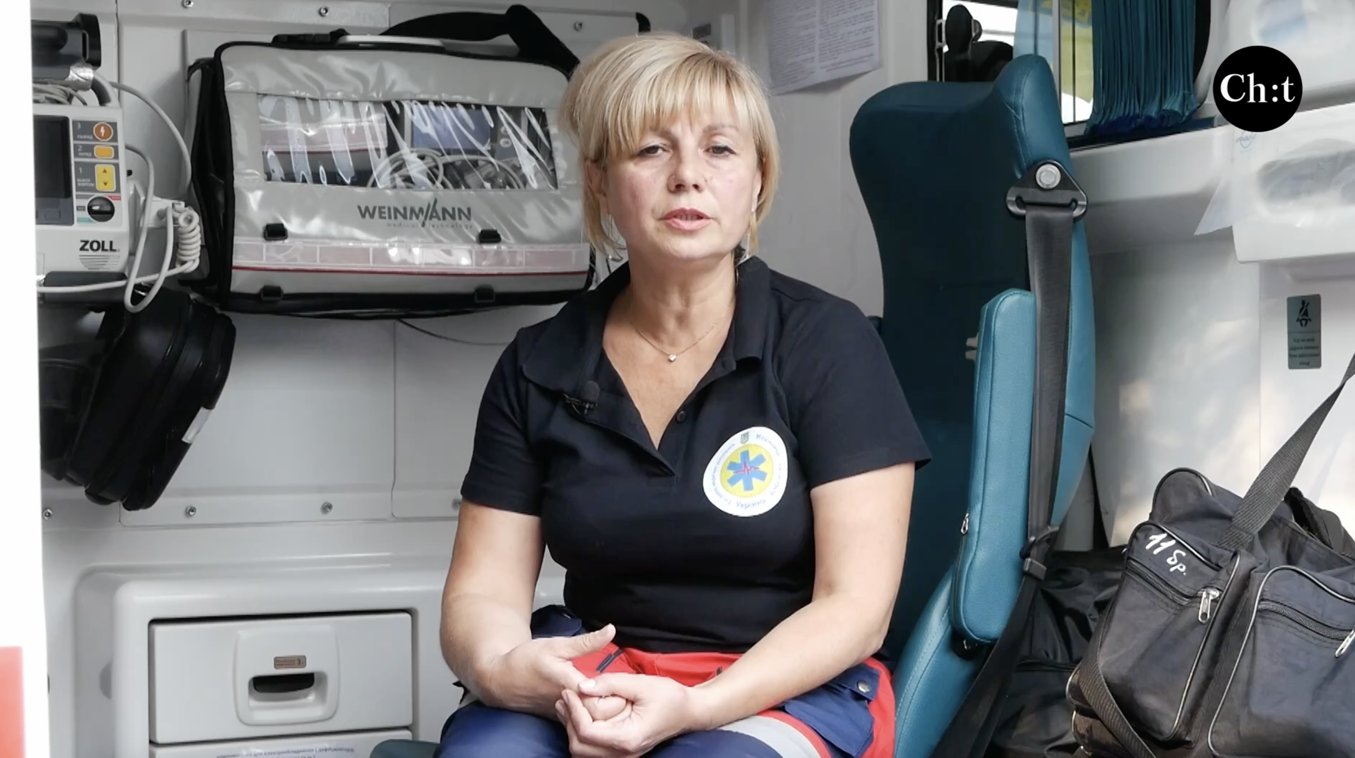 Чернігівські медики «швидкої», яких відзначив Президент, хвилюються за своїх колег, що теж постраждали під час ракетного удару