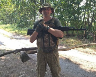 Шістьох бійців поховали у громадах Чернігівщини: загинули у боях