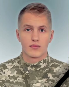 Шістьох бійців поховали у громадах Чернігівщини: загинули у боях