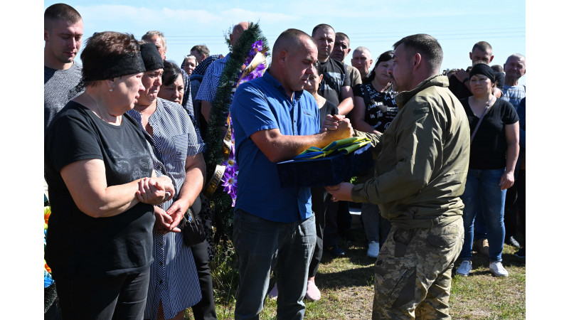 У Ніжині поховали Миколу Кириченка