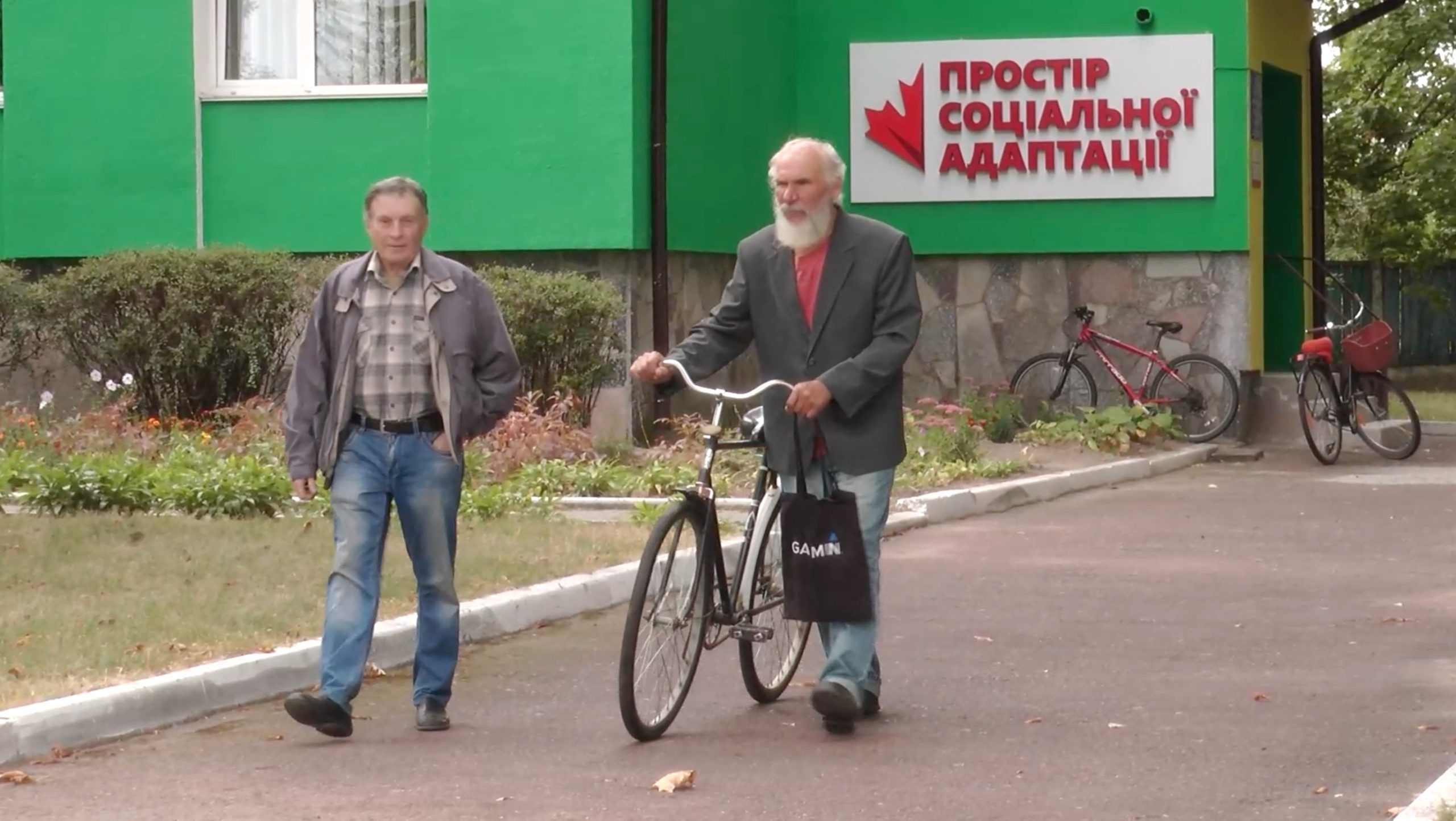 Лариса мріє відкрити невеличкі філії в кожному районі громади