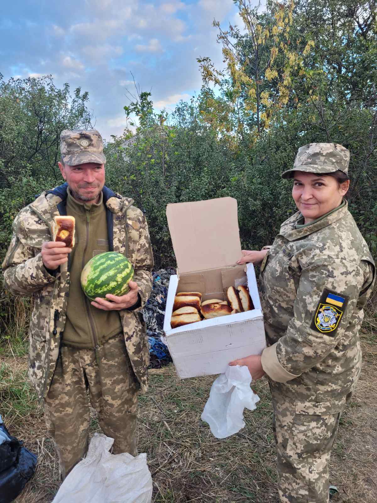 Тетяна зЗезюлькіна із Носівки їздить до військових на фронт з 2014 року