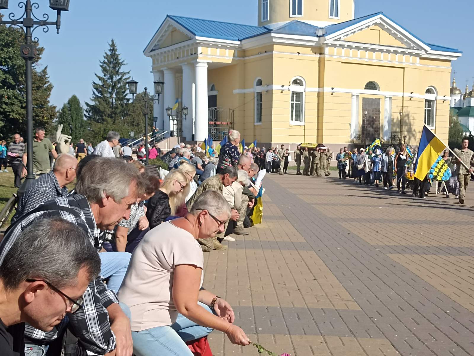 Прощання із Олександром Бабенко у центрі Прилук