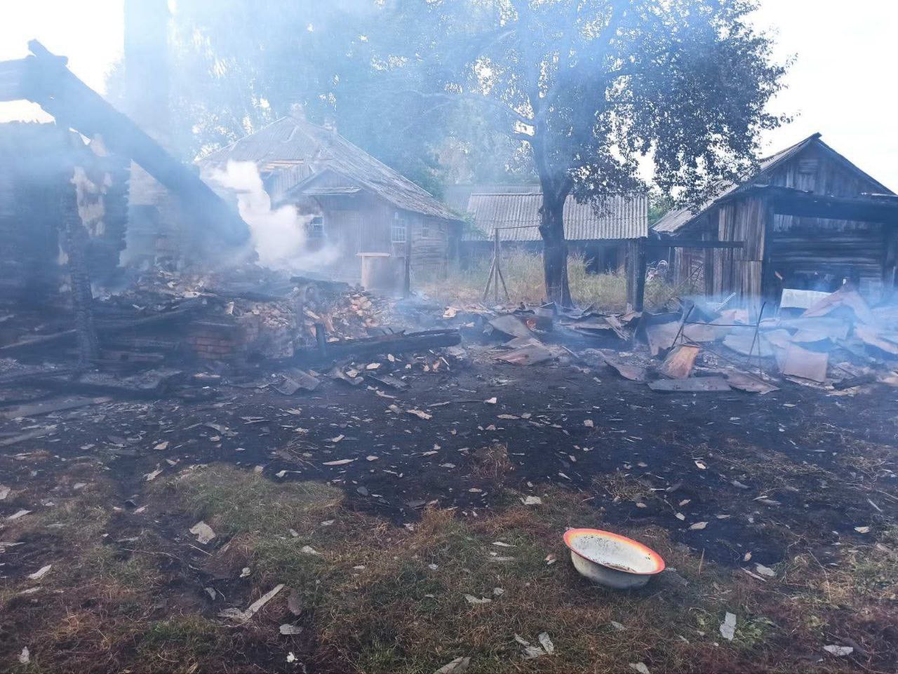 Пожежі на Чернігівщині після обстрів із рф, жовтень 2023 року