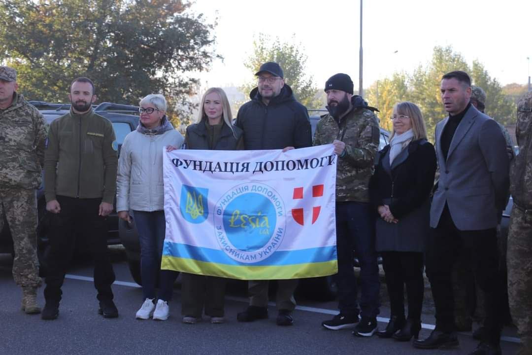 ЗСУ отримали 10 авто для захисту Чернігівщини від безпілотників