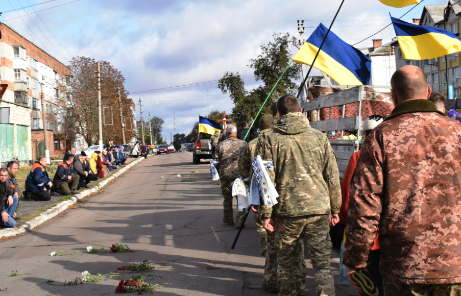 Прощання з військовим Володимиром Лисечко у Бахмачі