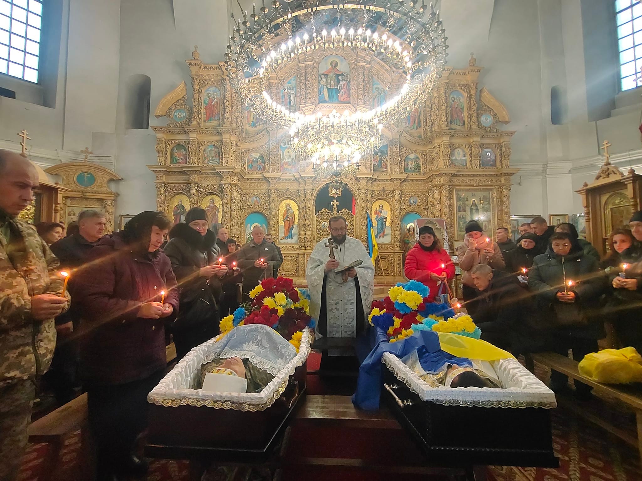 Прощання із Валентином Антоненком у Катерининській церкві