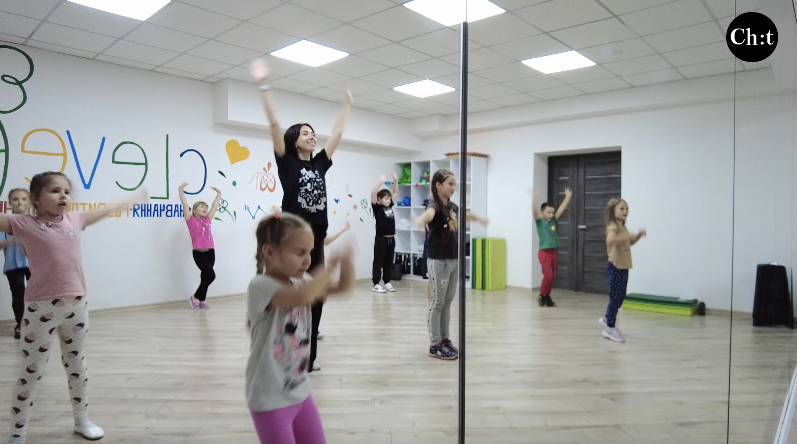 Заняття у Центрі дитячого розвитку в Чернігові