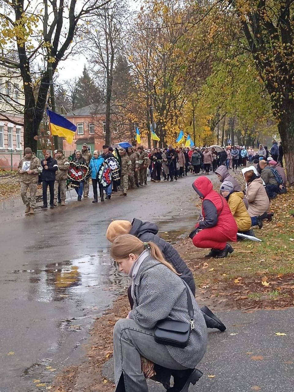 Прощання із солдатом Павлом Хлусом у Новгород-Сіверському