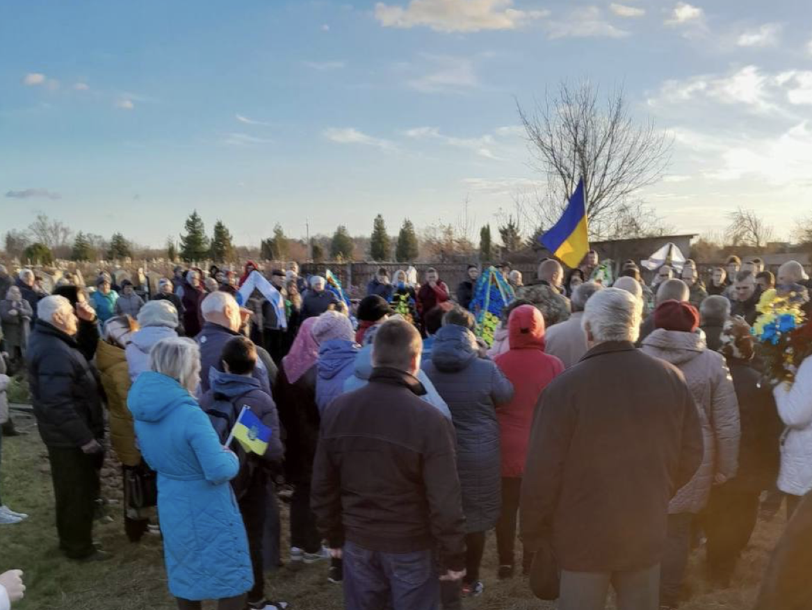  У Борзнянській громаді прощались із Романом Довгалем