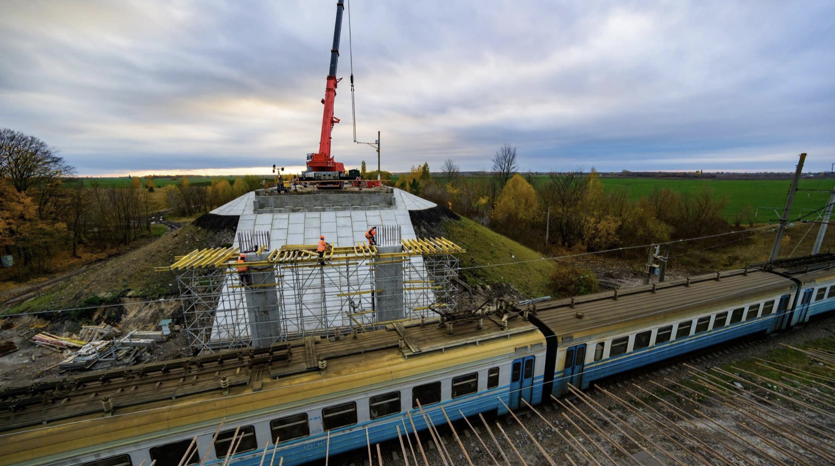 Відновлення шляхопроводу поблизу Ніжина, листопад 2023 року