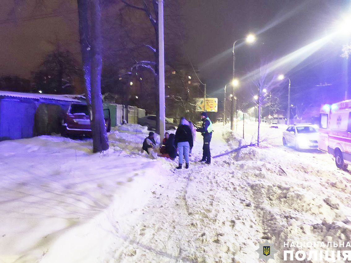 У Чернігові водійка на «Lexus» збила двох пішоходів
