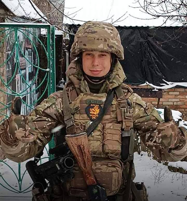 Молодший сержант Станіслав Миленко