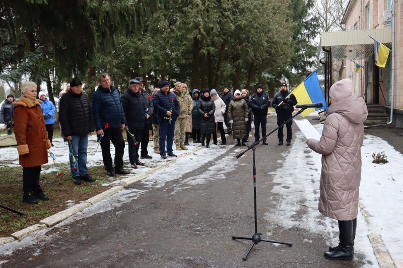 На Прилуччині відкрили меморіальну дошку на честь командувача бою під Крутами Аверкія Гончаренка