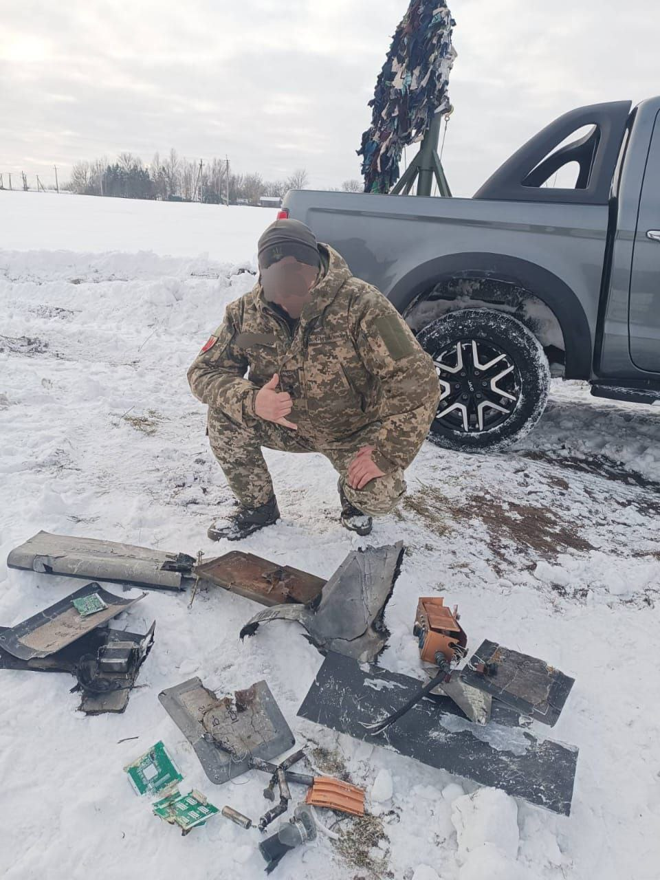 Чернігівські ловці «мопедів» на нічному чергуванні вполювали ворожий дрон.