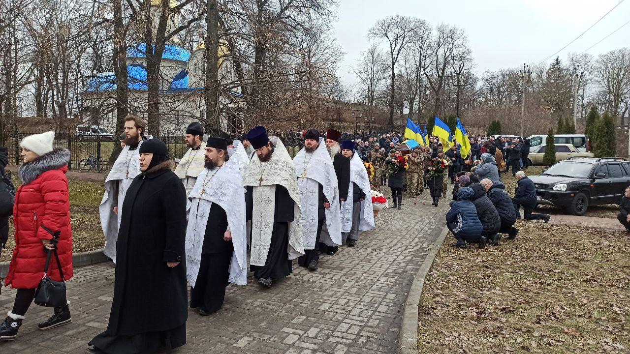 Прощання із Євгеном Івченком у Прилуках