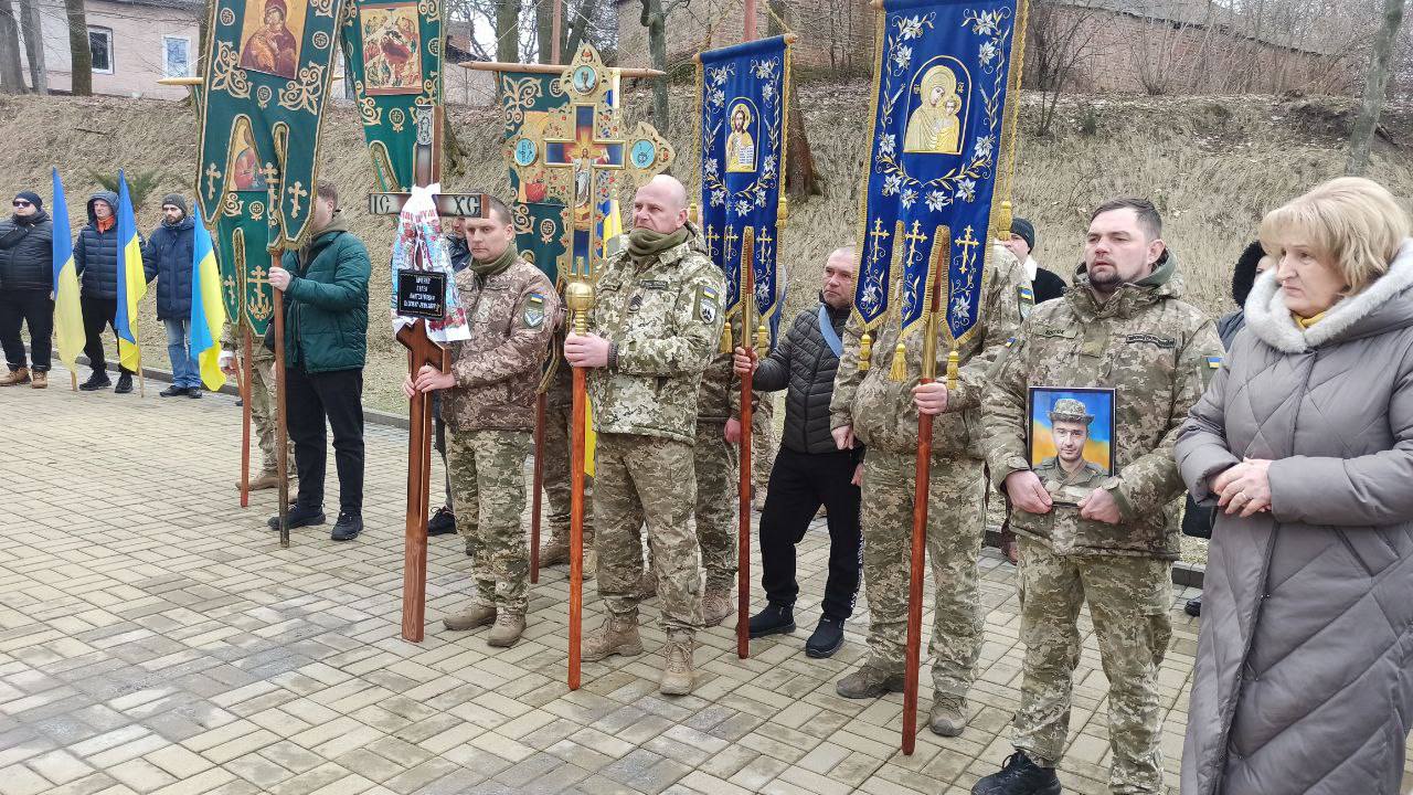 Прощання із Євгеном Івченком у Прилуках