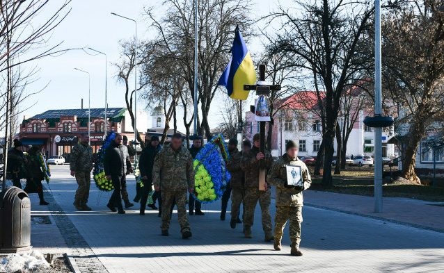 Прощання із солдатом Віталієм Нещеретом у Ніжині