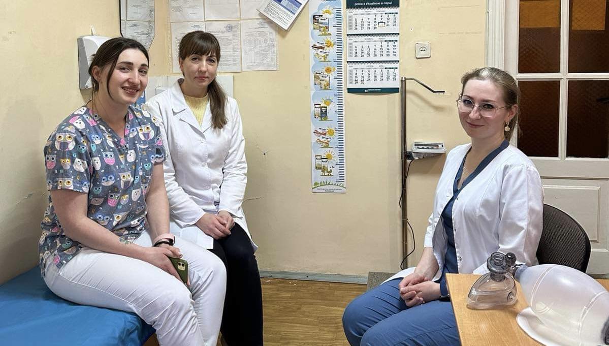Медпрацівниці амбулаторії із Ніжина, які врятували чоловіка