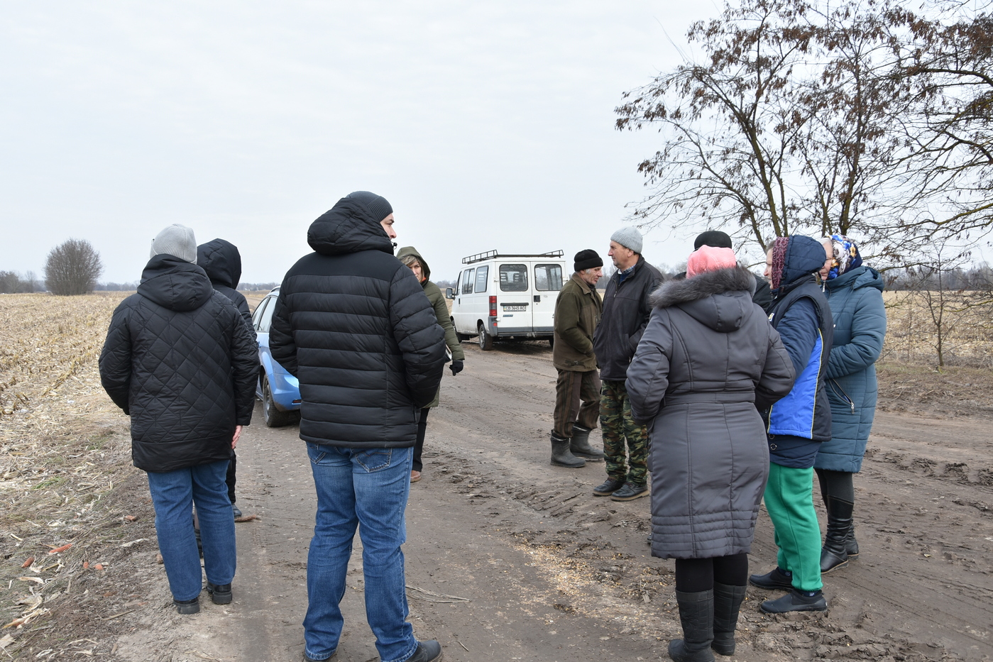 Селяни проти аграріїв: на Коропщині зафіксували факт знищення дороги