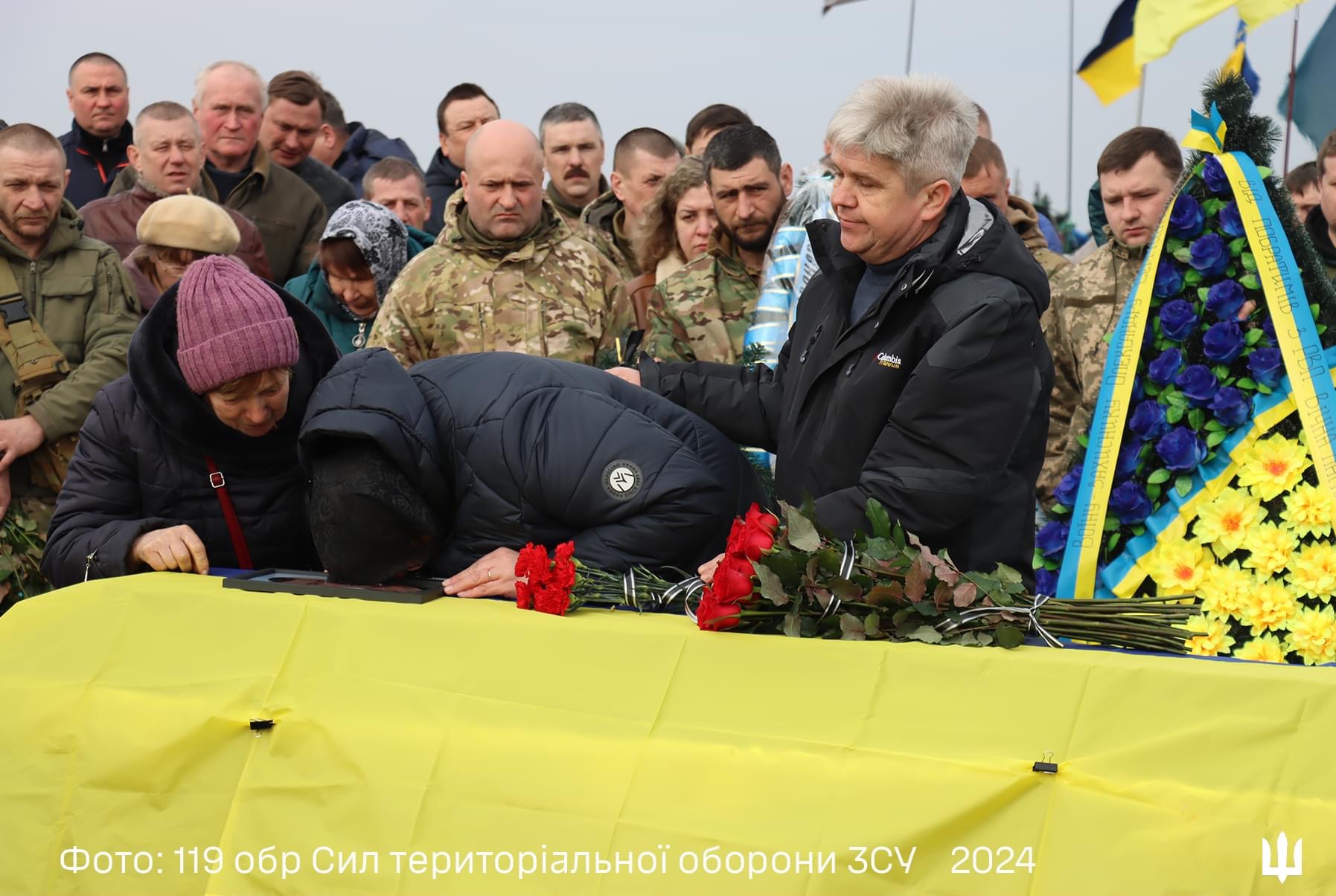 Прощання із загиблими бійцями на кладовищі Яцево, Чернігів