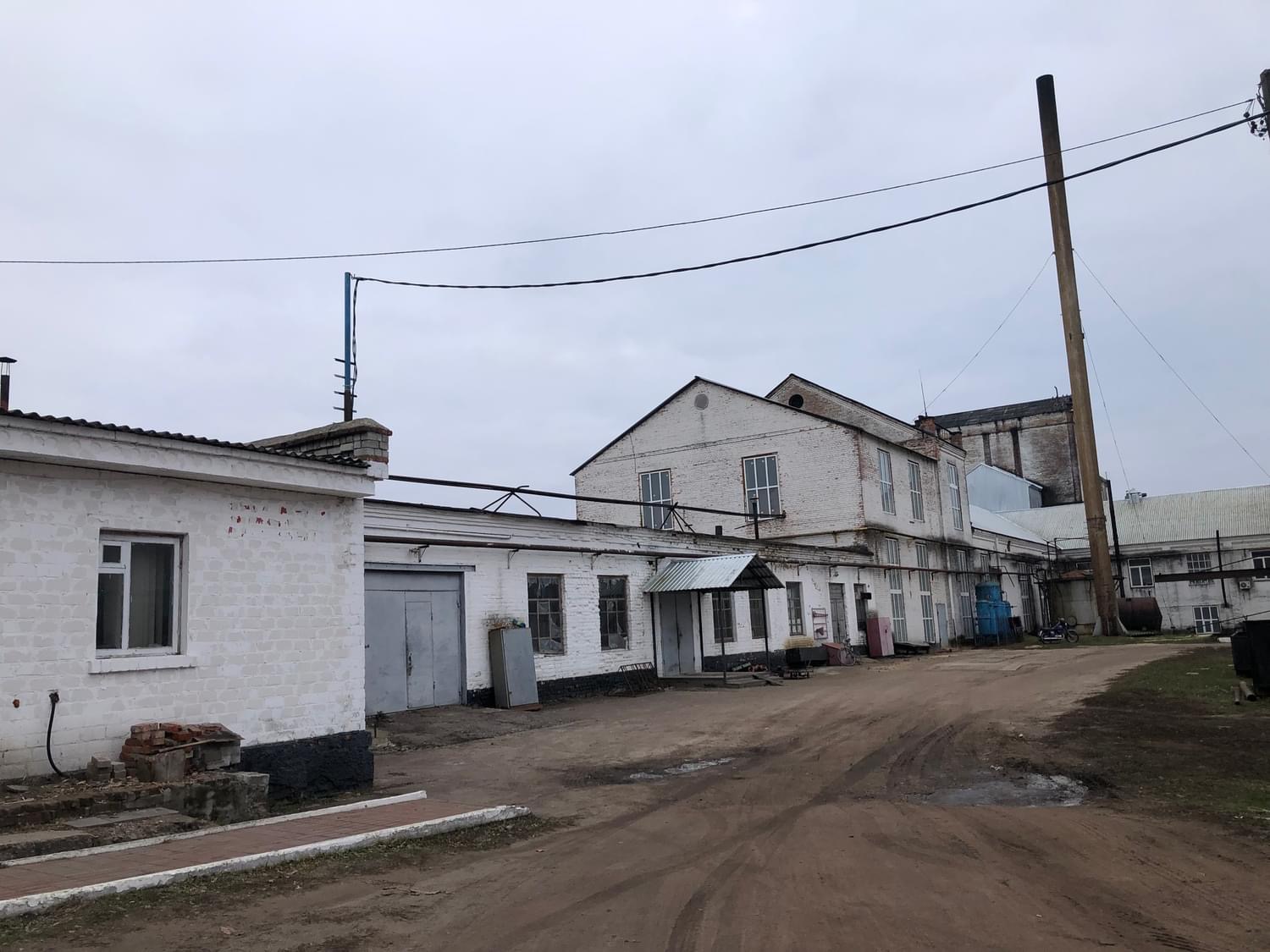 Спиртзавод у Холмах, який торік упіймали на виробництві фальсифікату, приватизують. Коли торги?