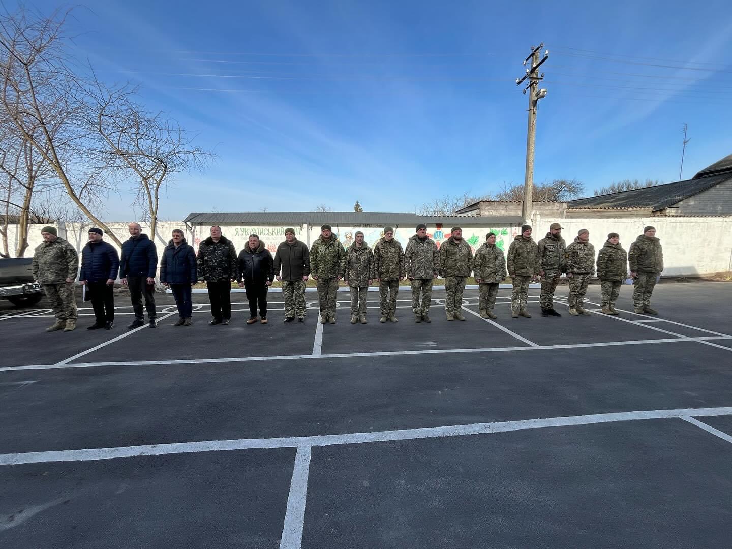 Стало відомо, де служить. Мер Мени, який отримав повістку і пішов до ЗСУ, показав перші фото армійських буднів і… нарвався на критику