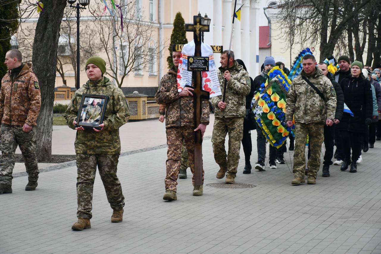 Прощання із солдатом Сергієм РУГАЛЕМ у Ніжині