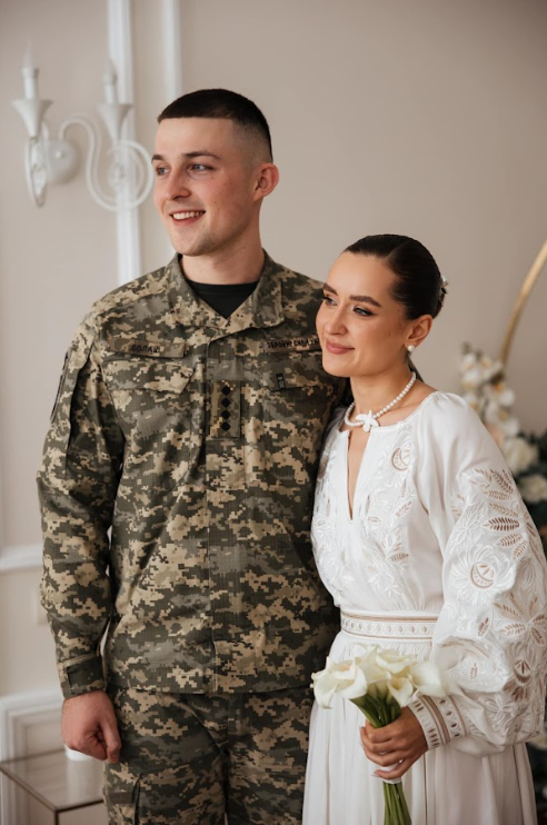 Ілля Євлаш і Яна Шкваровська 