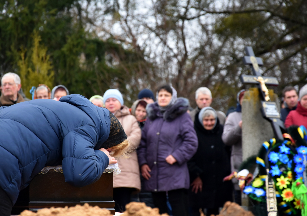 Прощання із Романом ХОЛОПЦОВИМ у Коропській громаді
