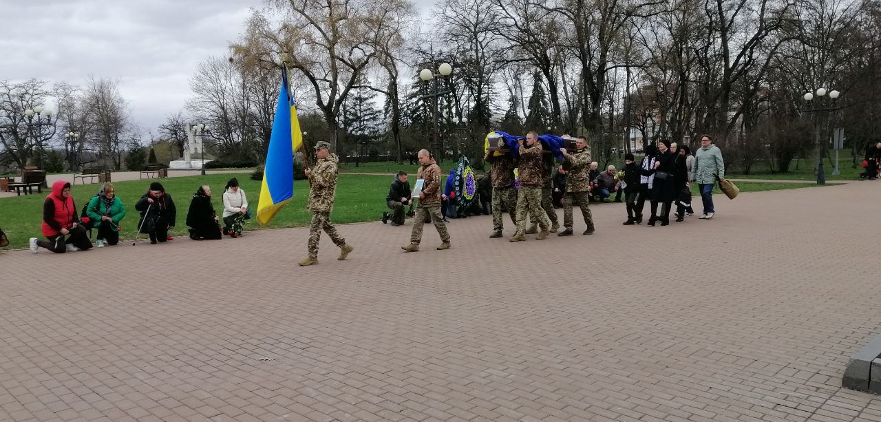 Прощання із солдатом Максимом МИХАЙЛЕНКОМ у Чернігові