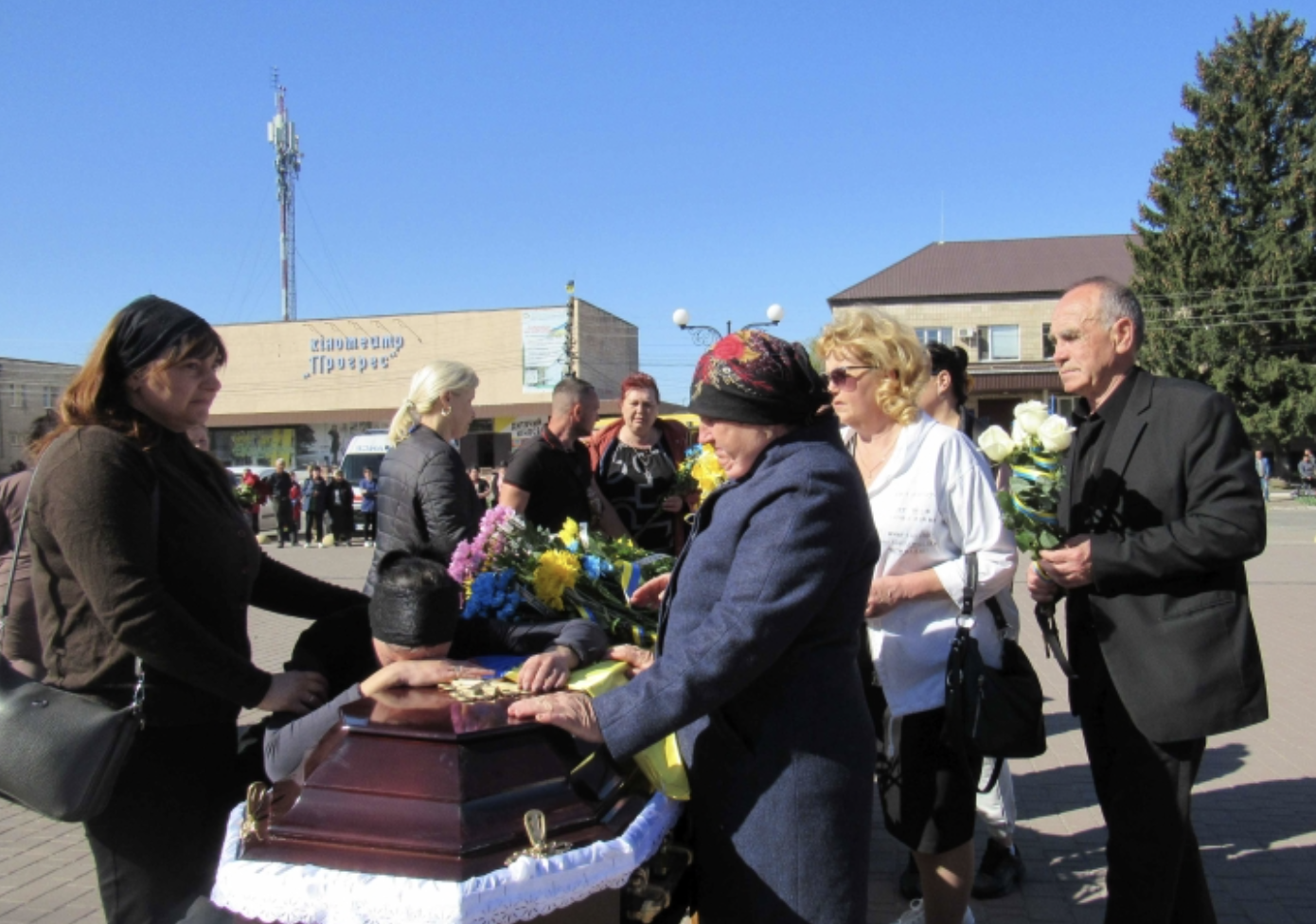 Прощання із Олександром Шакуном у Бобровицькій громаді