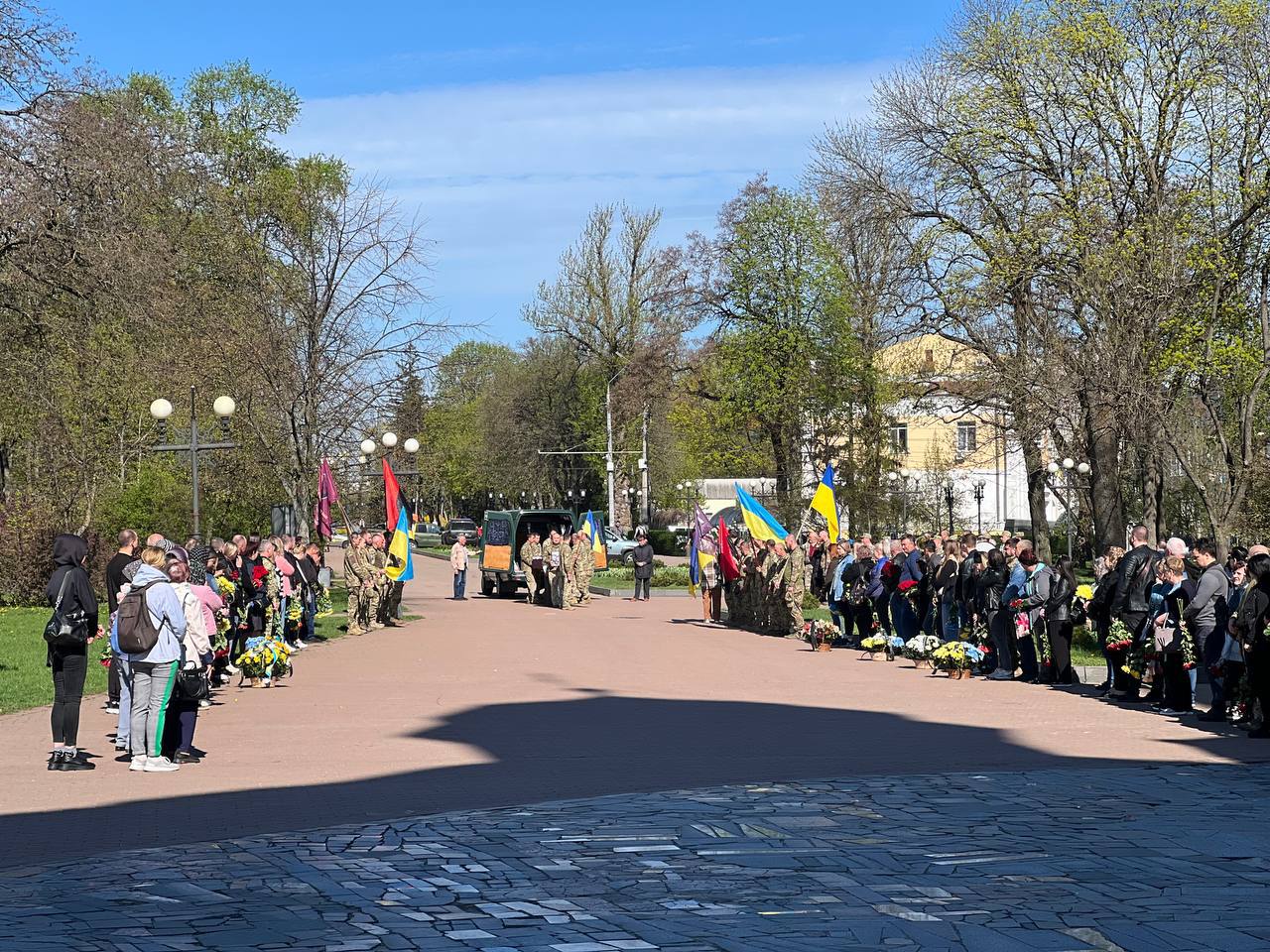 Прощання із Олександрм ЯКИМЕНКОМ у Чернігові