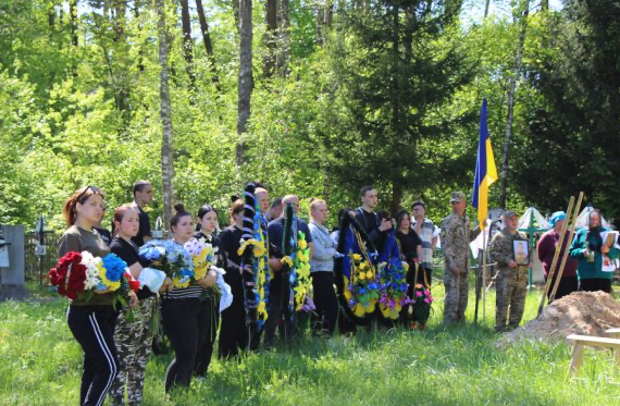 Прощання із Максимом КОНОНОМ у Сновській громаді