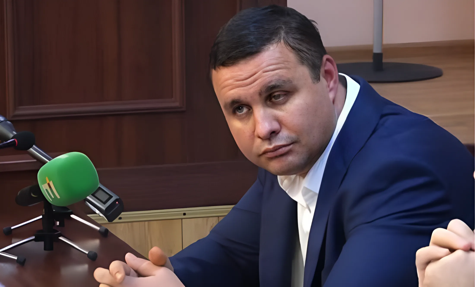 Максим Микитась