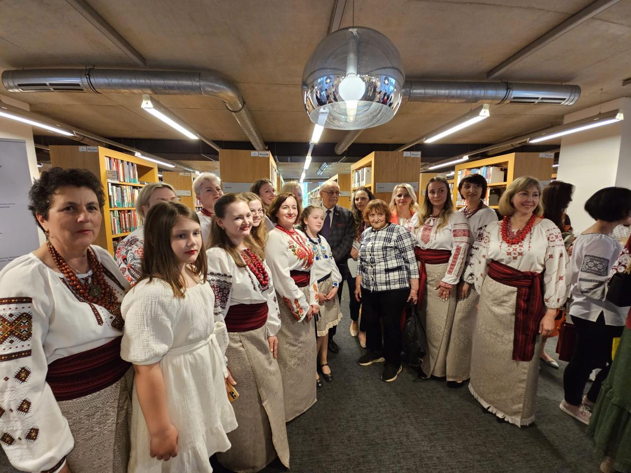 Книжки та малюнки з Чернігівщини – на «Українській книжковій полиці» в Польщі