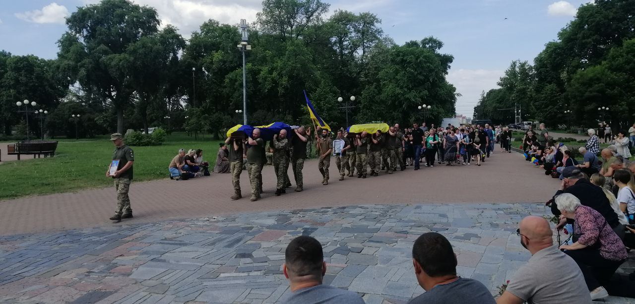 Прощання із Михайлом ШАПОШНІКОВИМ у Чернігові