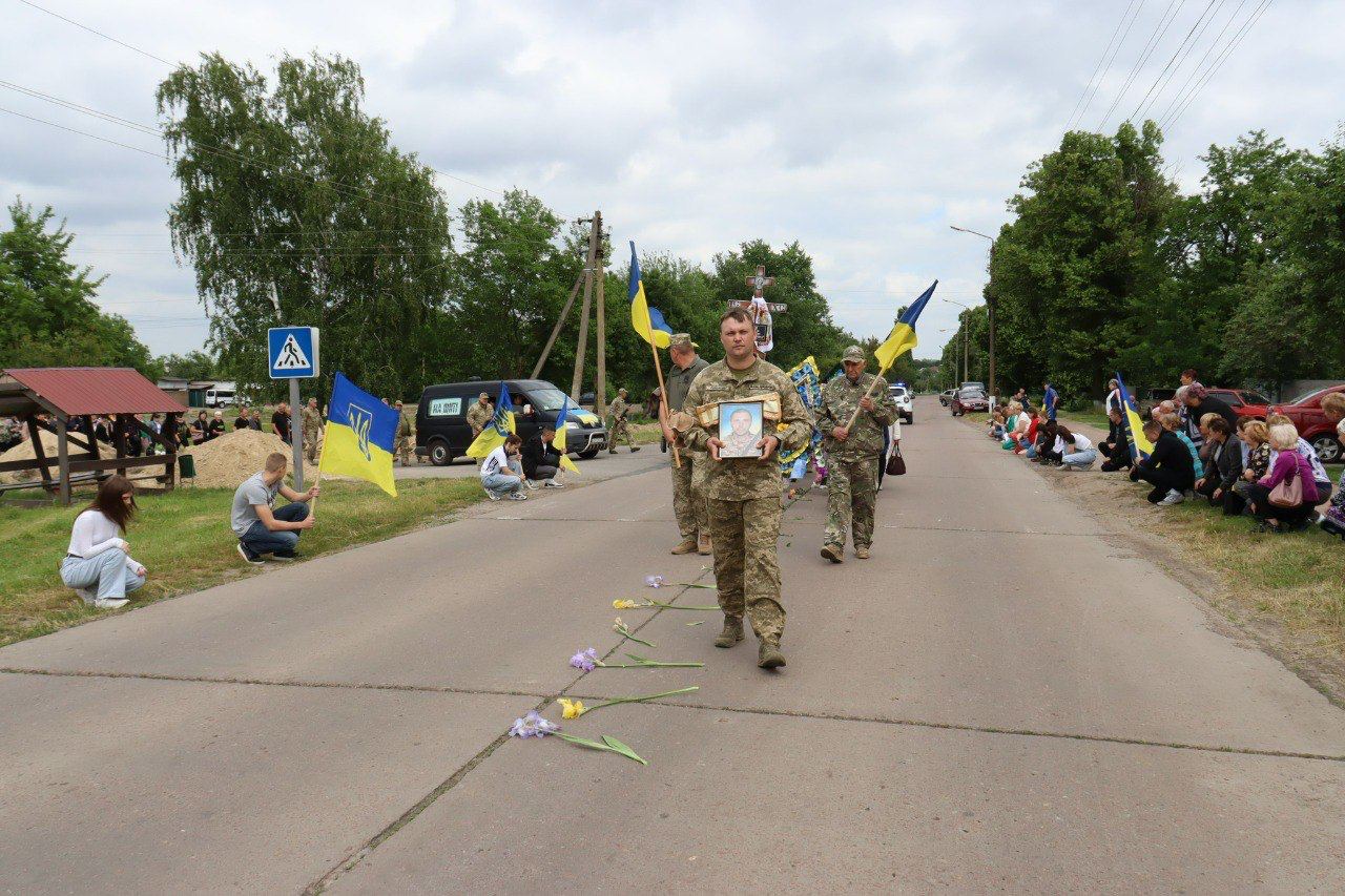 Прощання із Олександром БОРСУКОМ у Варві