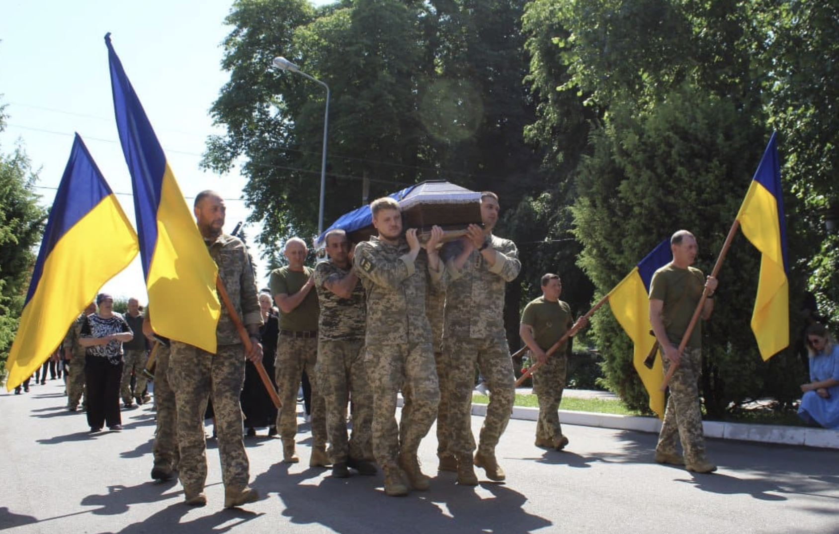 Прощання із Віталієм СУПРУНОМ у Ічнянській громаді